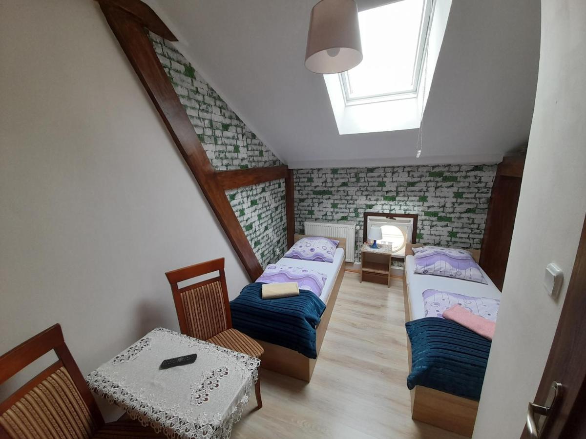 Green Hostel Краків Екстер'єр фото